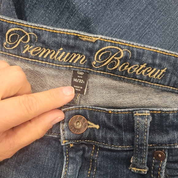 Women's GAP 1969 Premium Bootcut Blue Denim Fashion Jeans - Picture 5 of 5